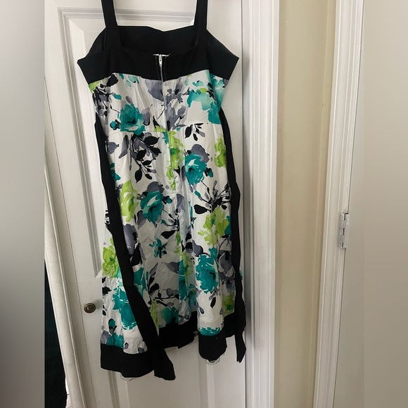 Ruby Rox dress - Picture 2 of 3